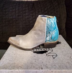 Freebird Rule Booties